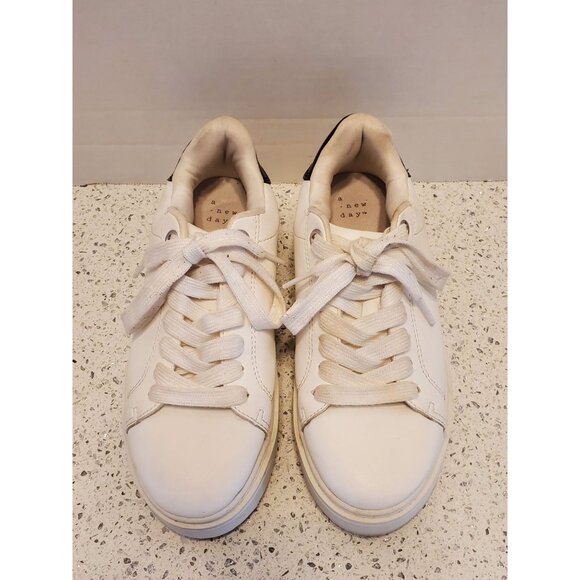 A New Day White Black sneakers size 7 - Picture 3 of 10